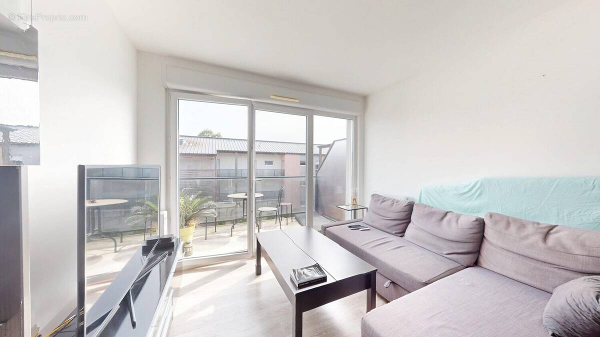 Appartement à COLOMBELLES