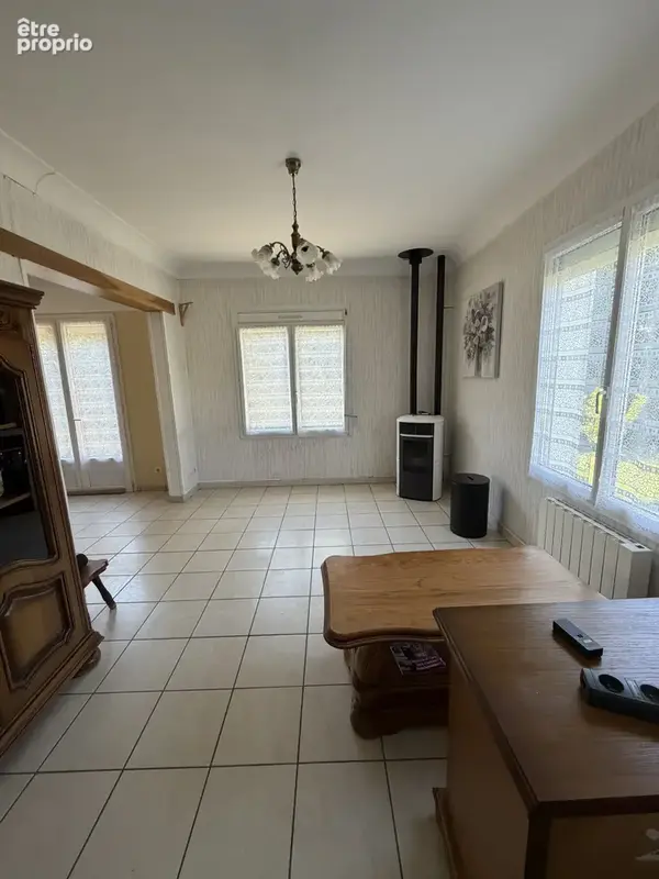 Maison 2 chambres en centre village tres bon etat avec belle terrasse - proche coutras - photo 6
