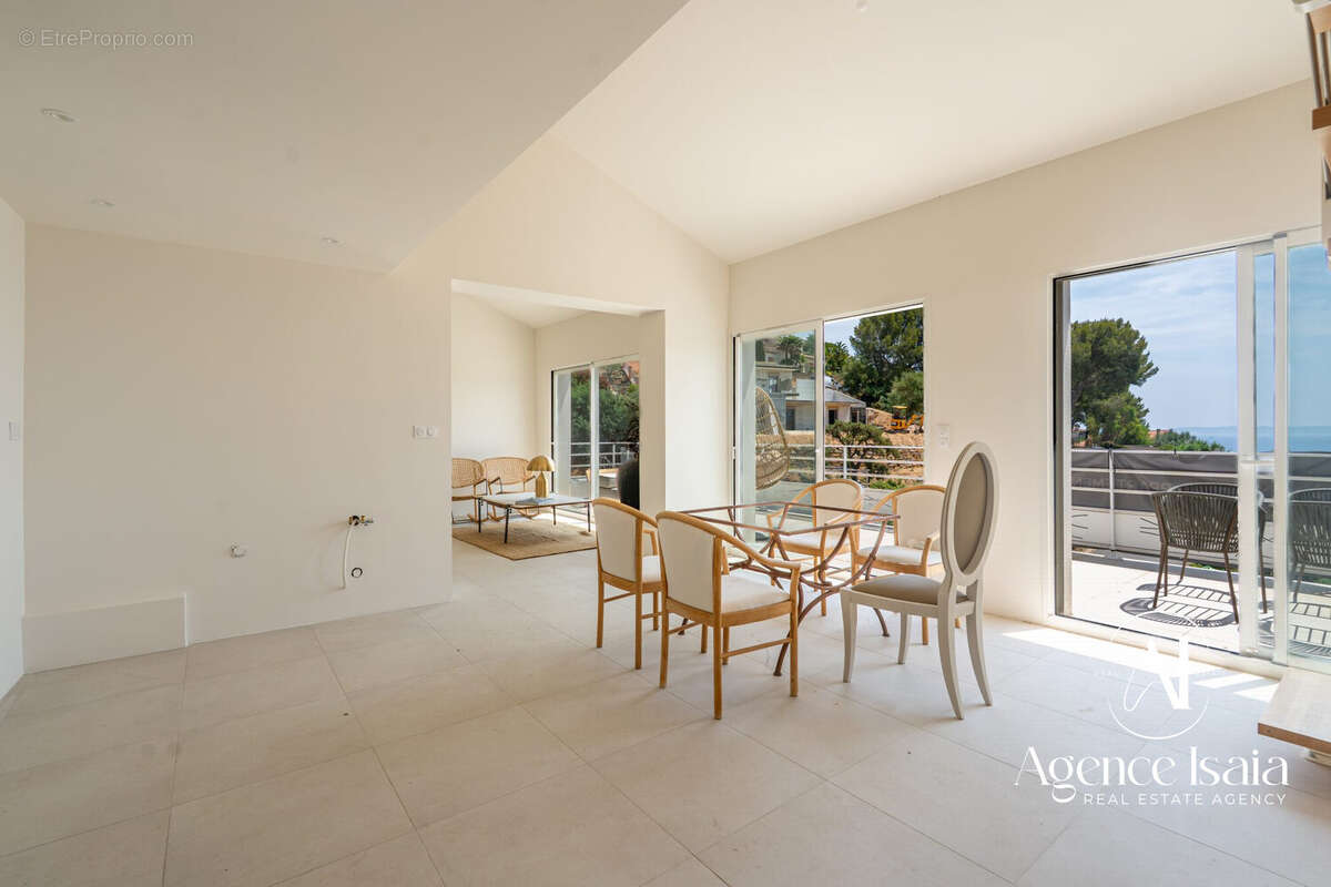 Appartement à LE LAVANDOU