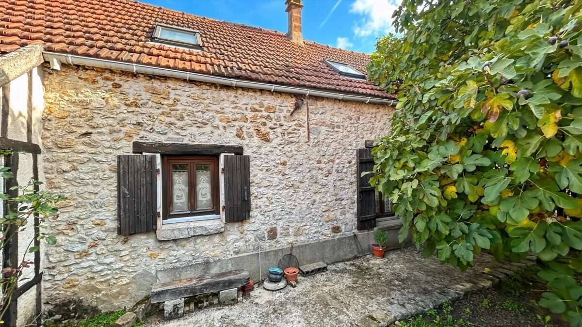 Maison à REAU