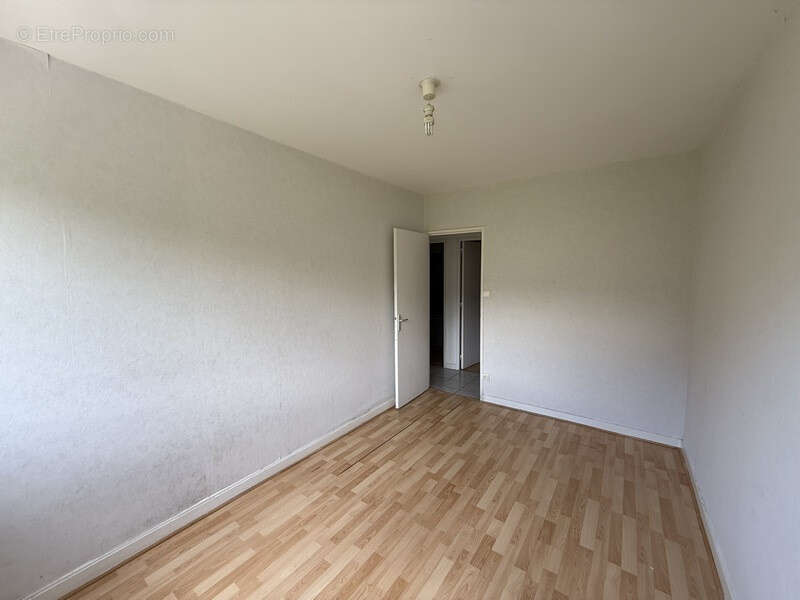 Saint-Claude, Appartement Type 3 avec garage - photo 7