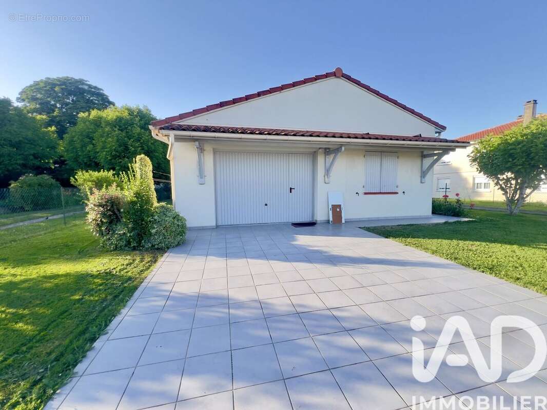 Photo 2 - Maison à BON-ENCONTRE