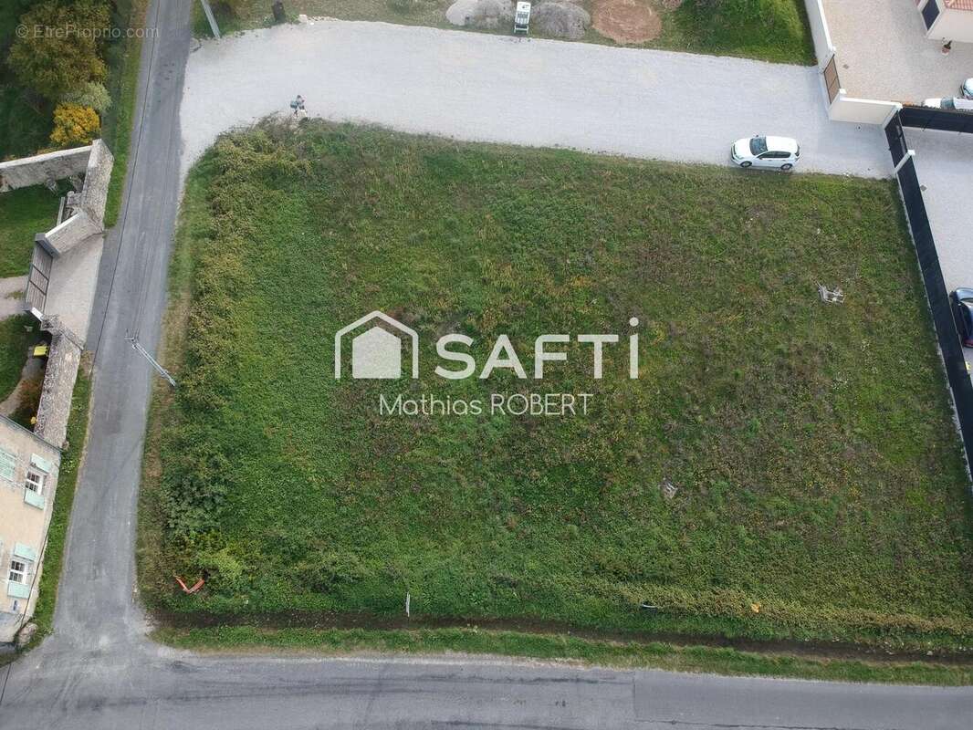 Photo 4 - Terrain à VILLEJOUBERT