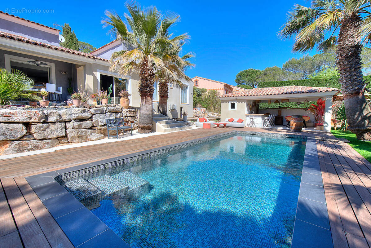 Maison à SAINT-RAPHAEL