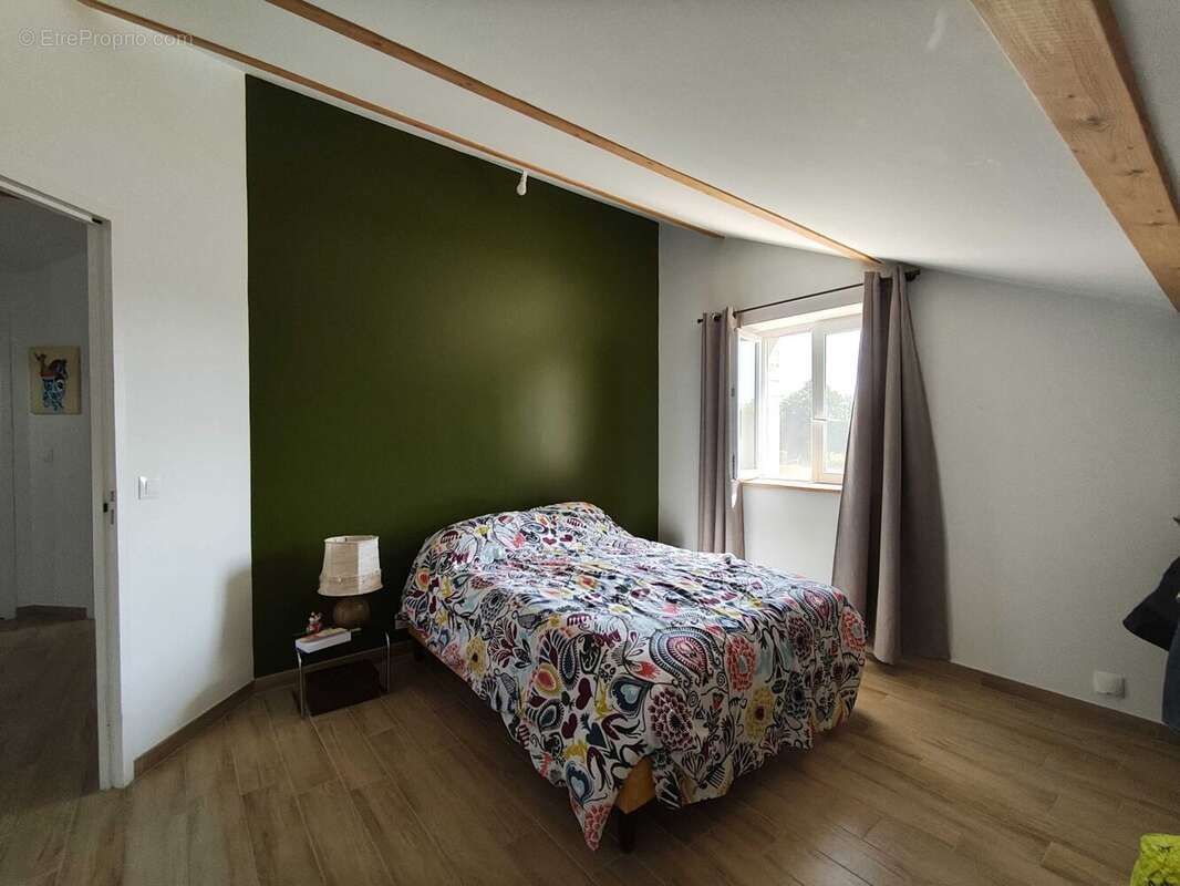 Maison à CHASSENEUIL-SUR-BONNIEURE