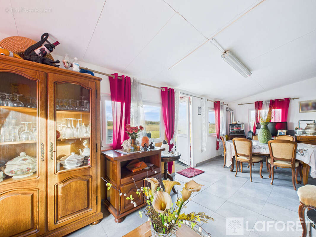 Maison individuelle avec garage et jardin - photo 4