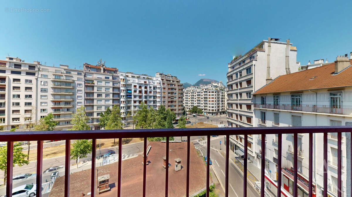 Appartement Grenoble 3 pièce(s) 65.46 m2 - photo 6
