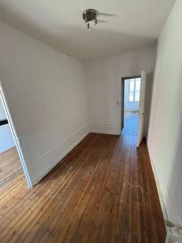 Maison à SAINT-QUENTIN