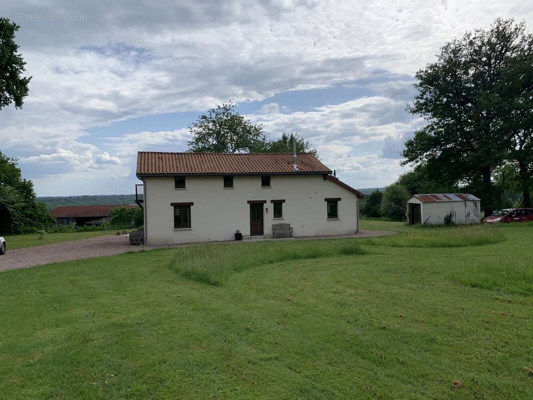 Maison à NONTRON
