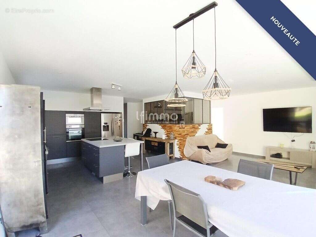 Maison à SAINT-LOUBES