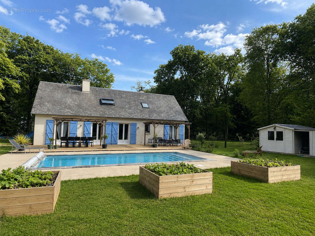 Maison à PLAIMPIED-GIVAUDINS