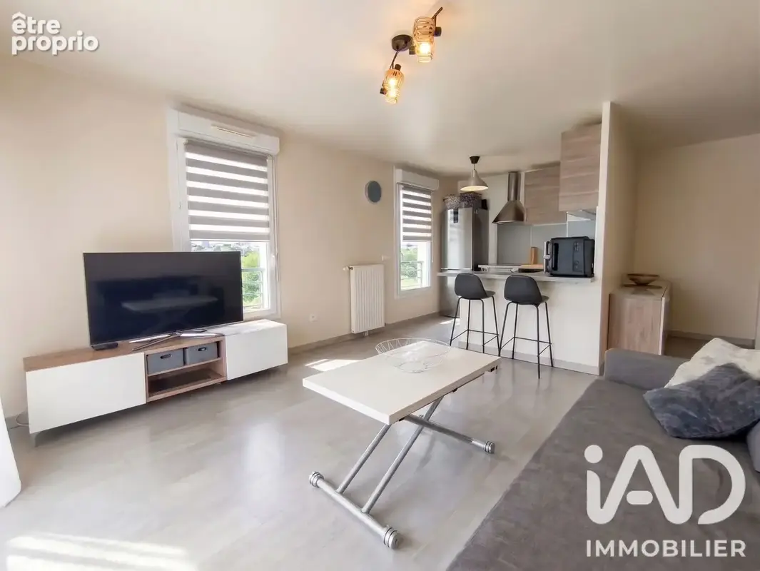 Photo 1 - Appartement à MOISSY-CRAMAYEL