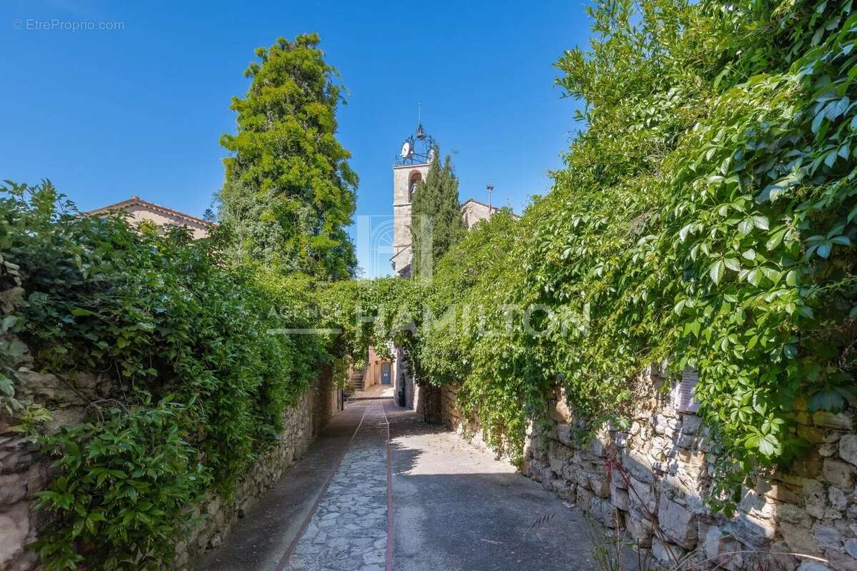 Maison de village avec vue panoramique – Châteauneuf-Grasse - photo 17
