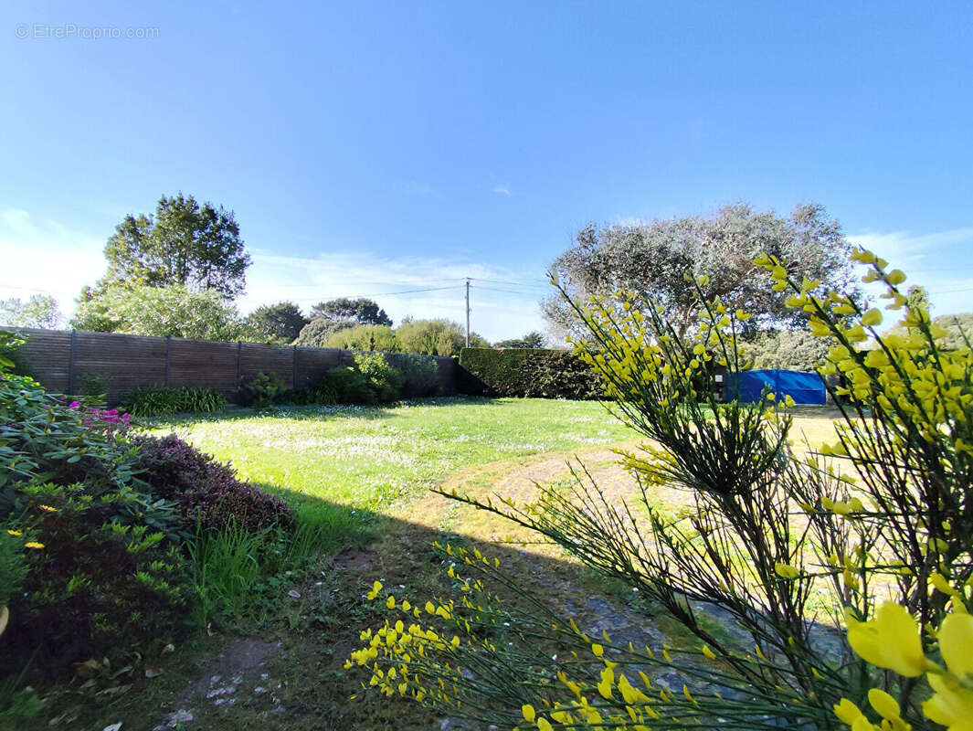 Maison à LE POULIGUEN