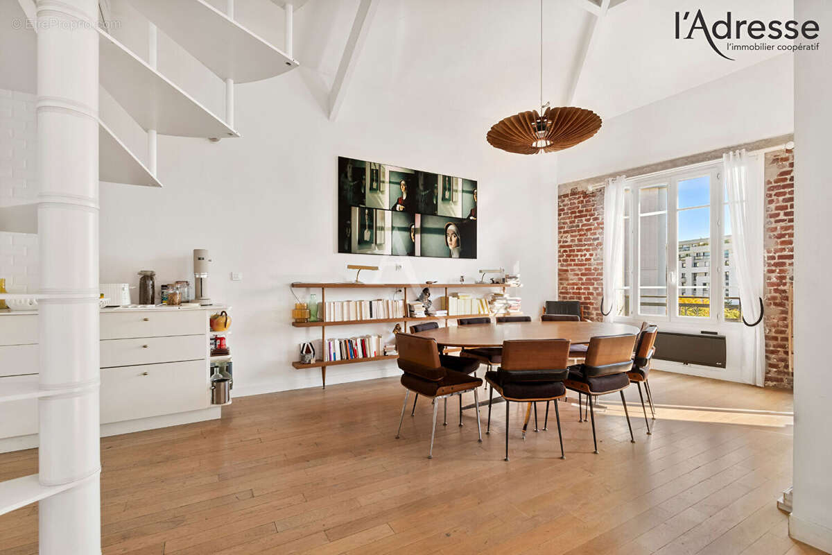 Appartement à SURESNES