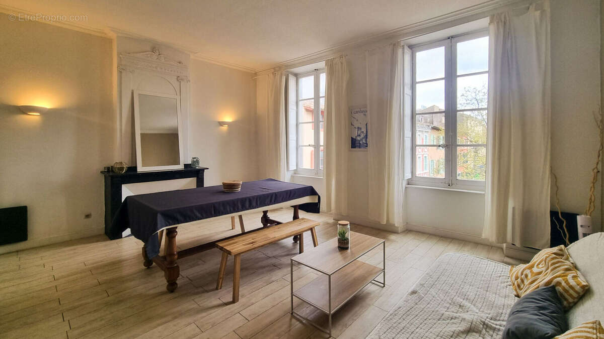 Séjour - Appartement à CARCASSONNE