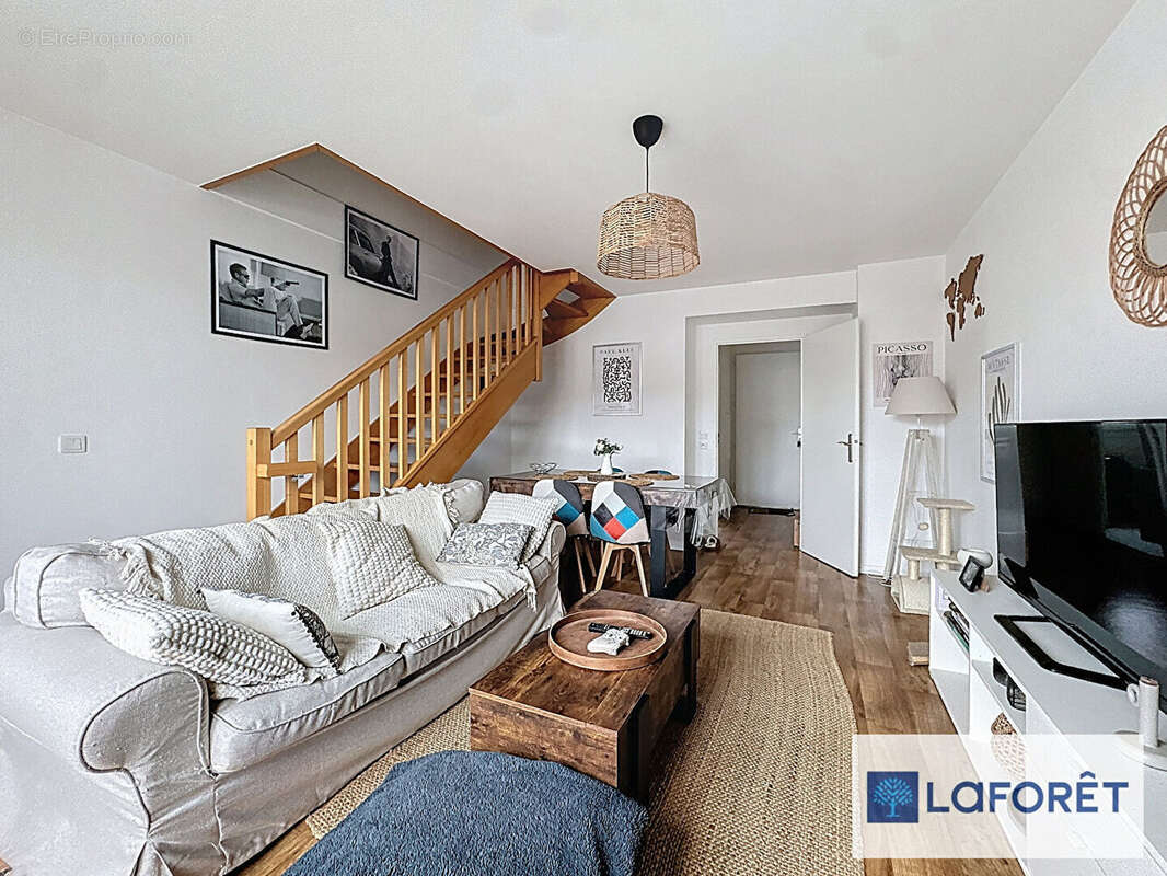 Appartement à HOUDAN