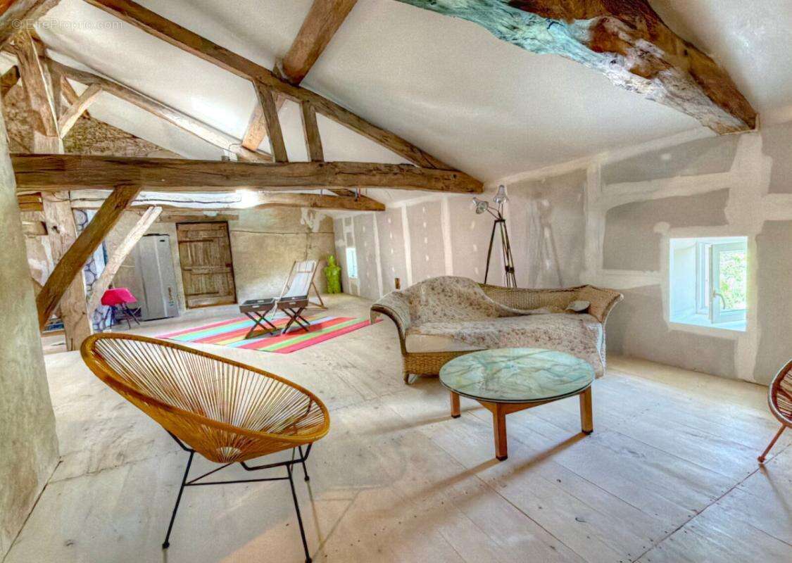 Maison à CASTELJALOUX