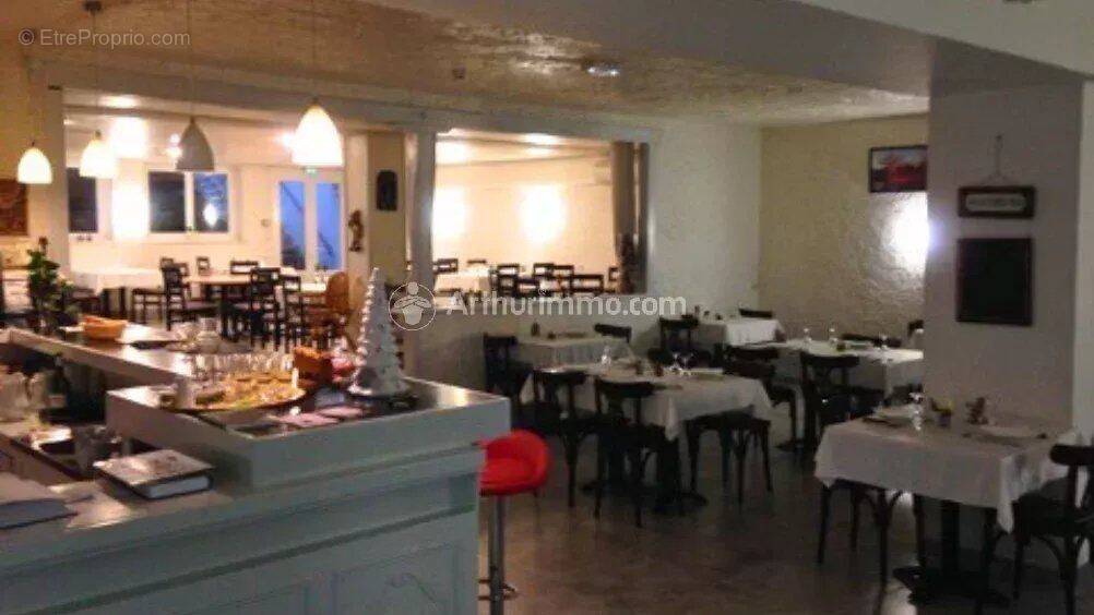 Commerce à PONT-DE-LARN