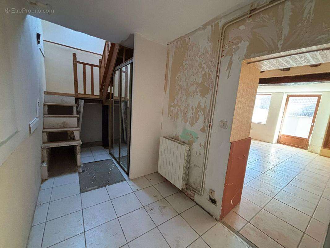 Maison à PARIGNY-LES-VAUX