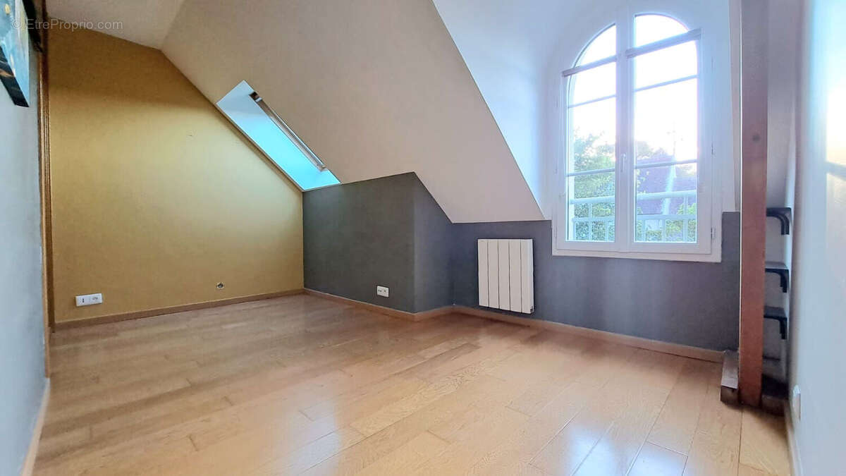 Appartement à LUZARCHES