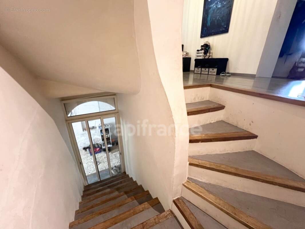 Maison de village 300 m² avec jardin et garage à vendre à Reillanne (04110) – Cœur du Luberon - photo 28