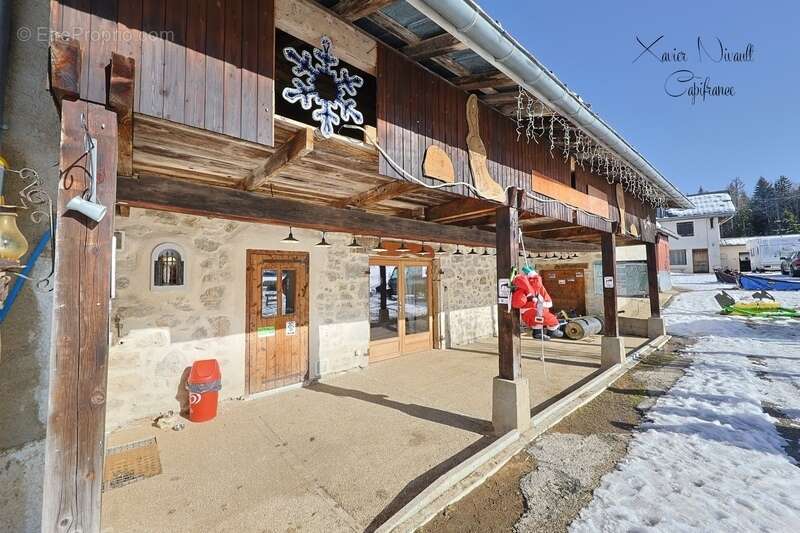 Maison à LE GRAND-ABERGEMENT