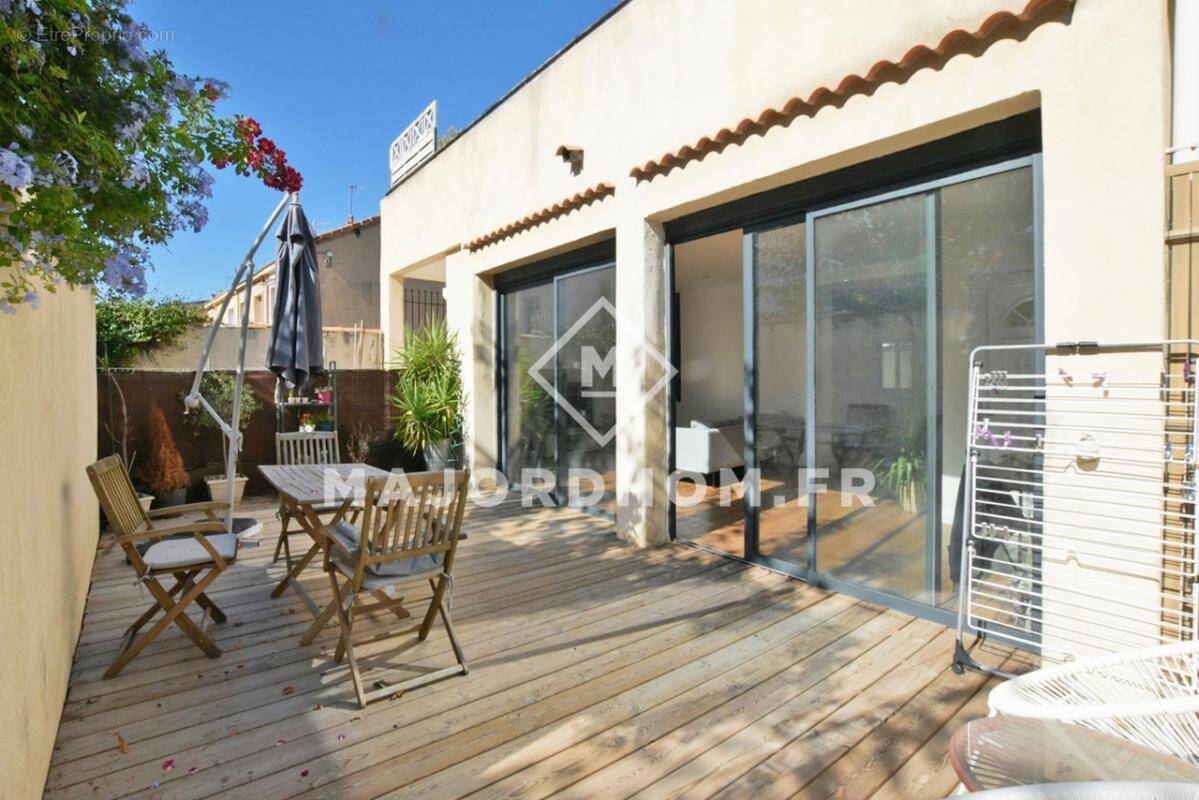 Appartement à MARSEILLE-9E