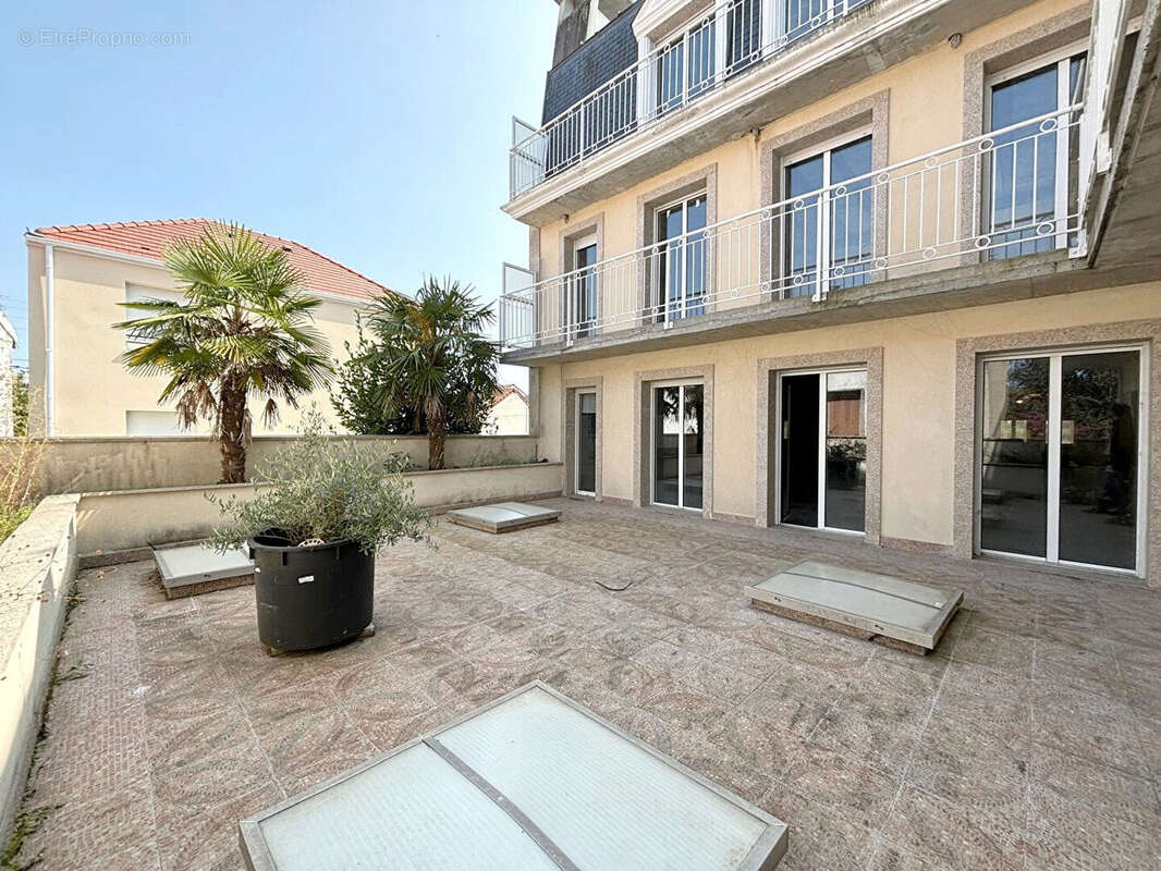 Appartement à DEUIL-LA-BARRE