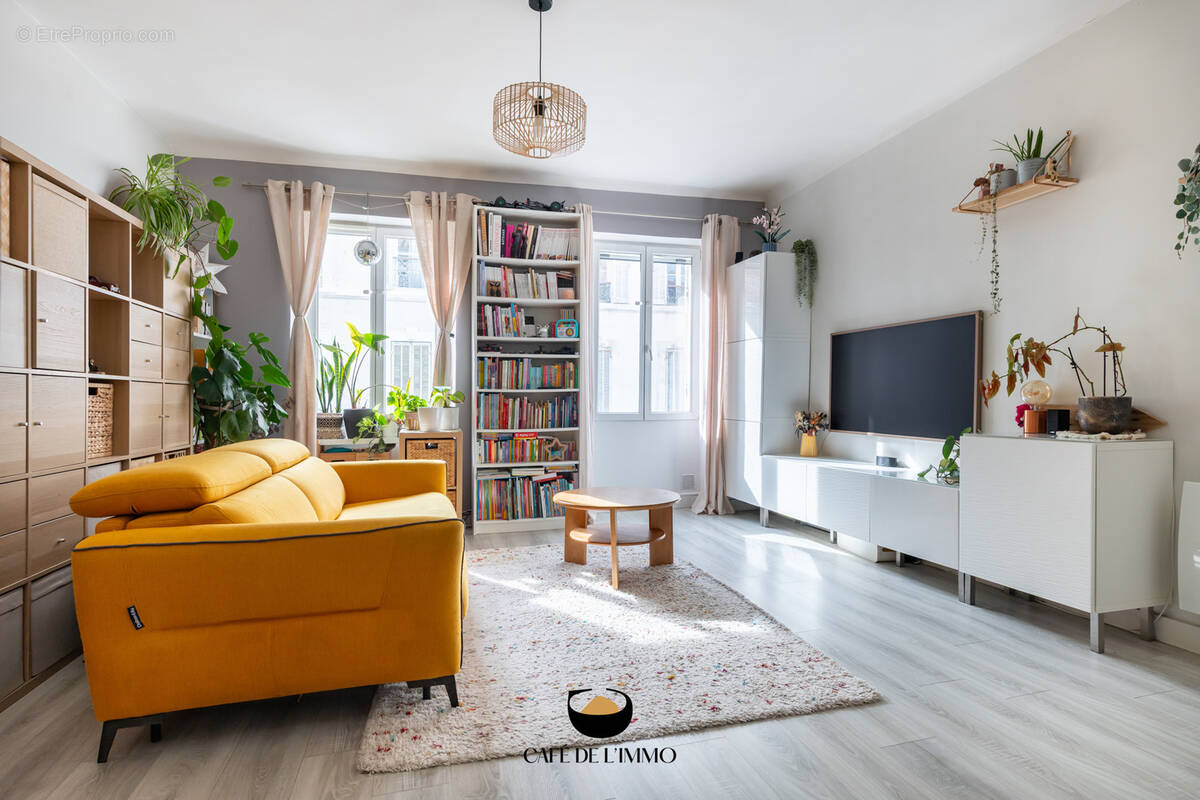 Appartement à MARSEILLE-6E