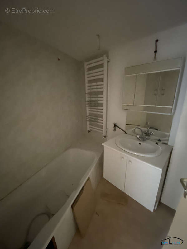 Maison 150 m² à Lanuejouls  - photo 4