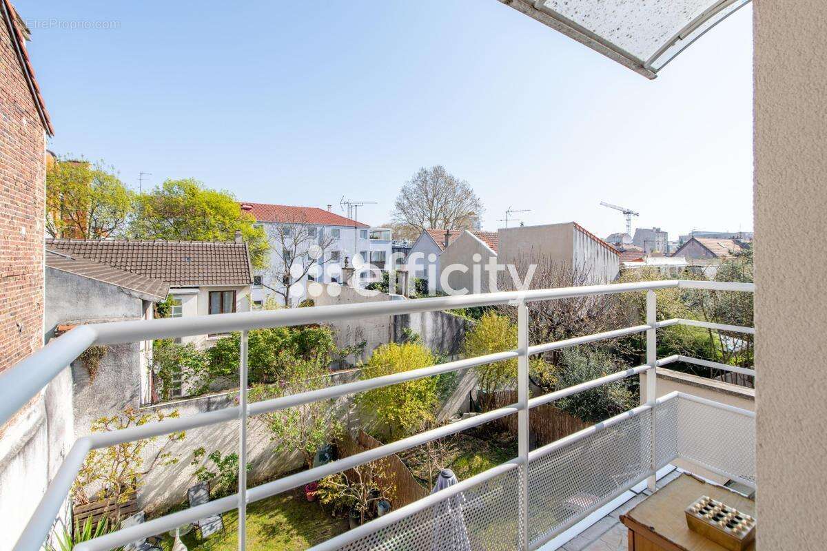 Maison à GENNEVILLIERS