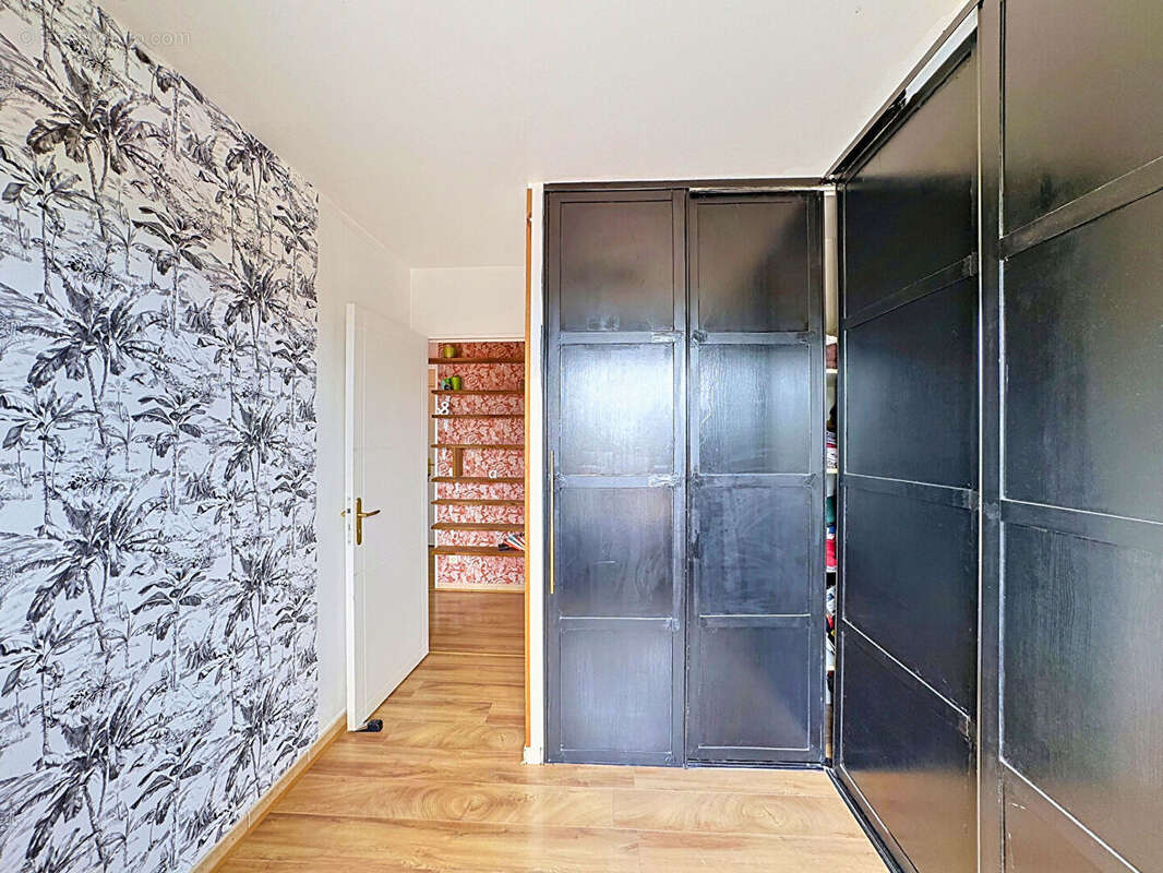 Rillieux village - duplex - t5 - 90m2 - dernier etage - terrasse - clim - photo 9