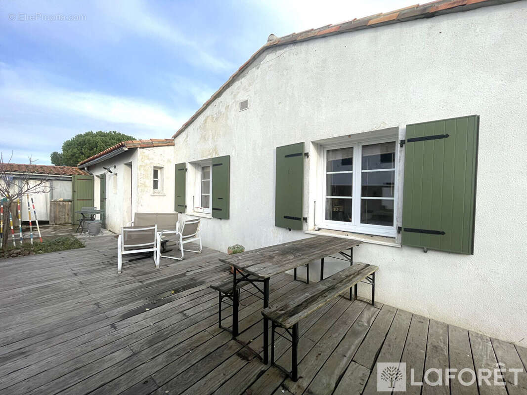 Maison à LA FLOTTE
