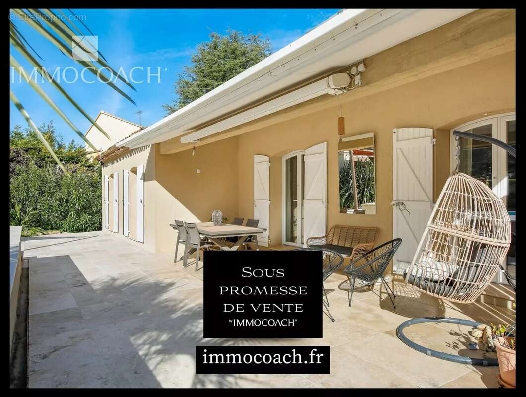 Maison à CARQUEIRANNE