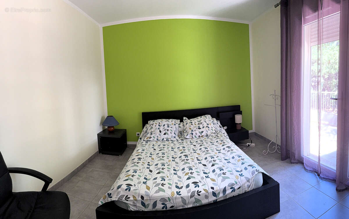 Maison à SUZE-LA-ROUSSE