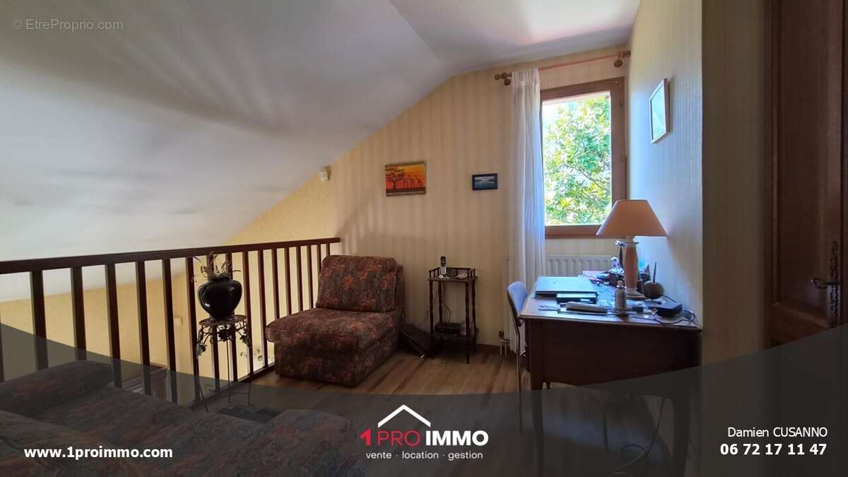 mezza - Maison à SASSENAGE