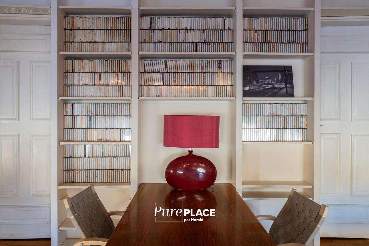 Appartement à MARSEILLE-1E