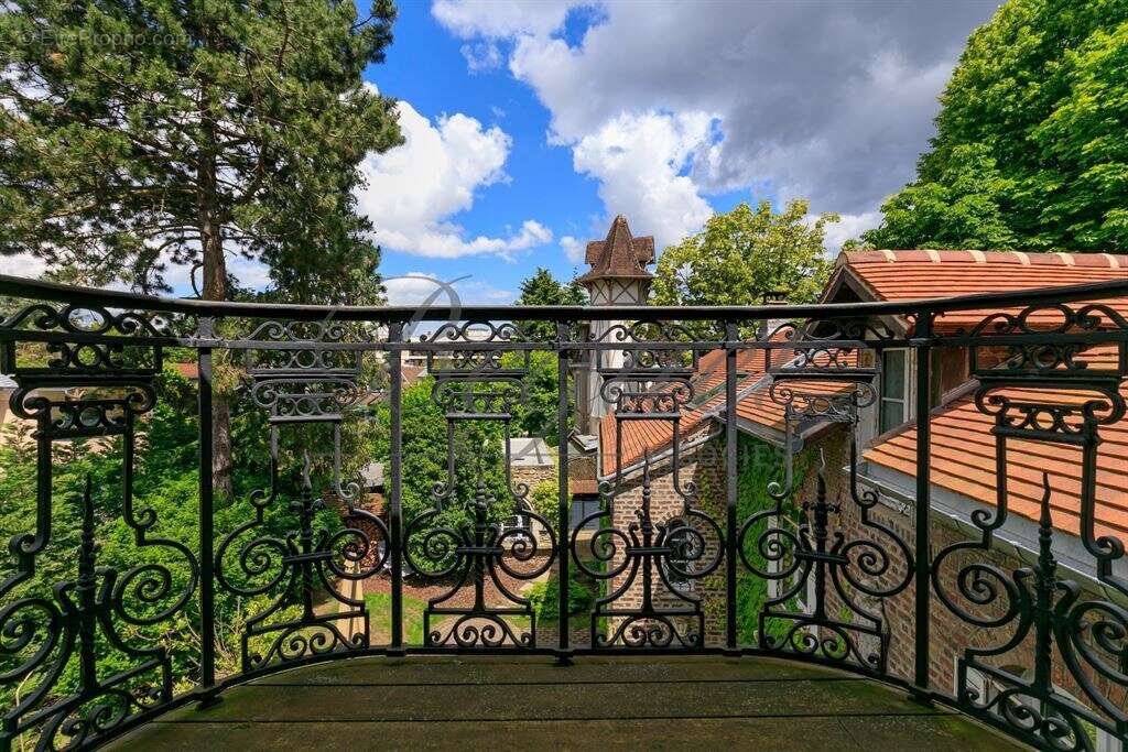 Hauts de seine -vaucresson - 92420 - maison 162 m2 - 4 chambres -terrain 850 m2 - photo 14