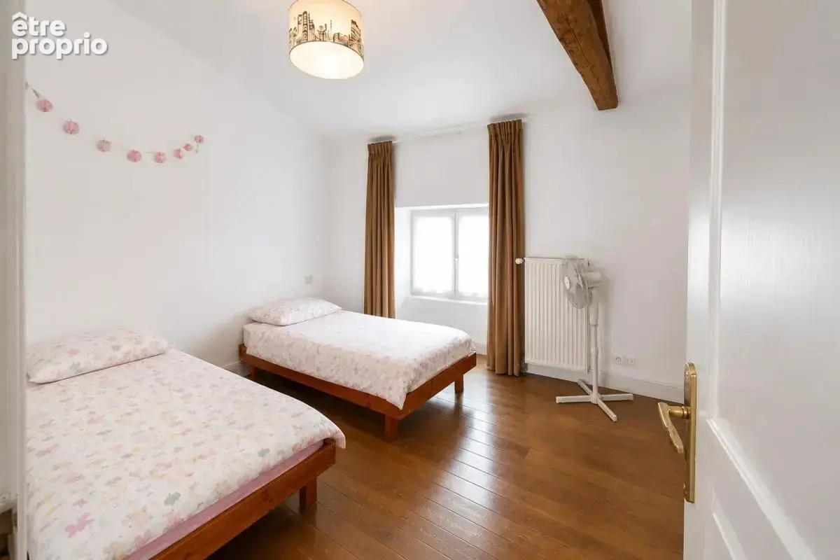 Maison de 5 pièces de 133 m² à Poitiers - photo 10