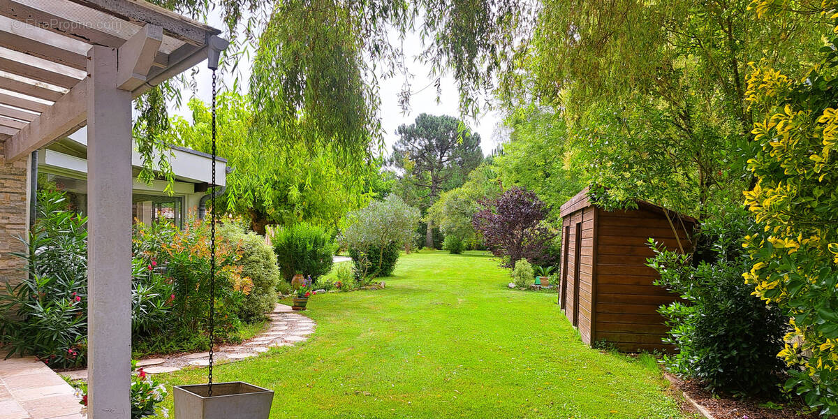 Maison à LE PIAN-MEDOC