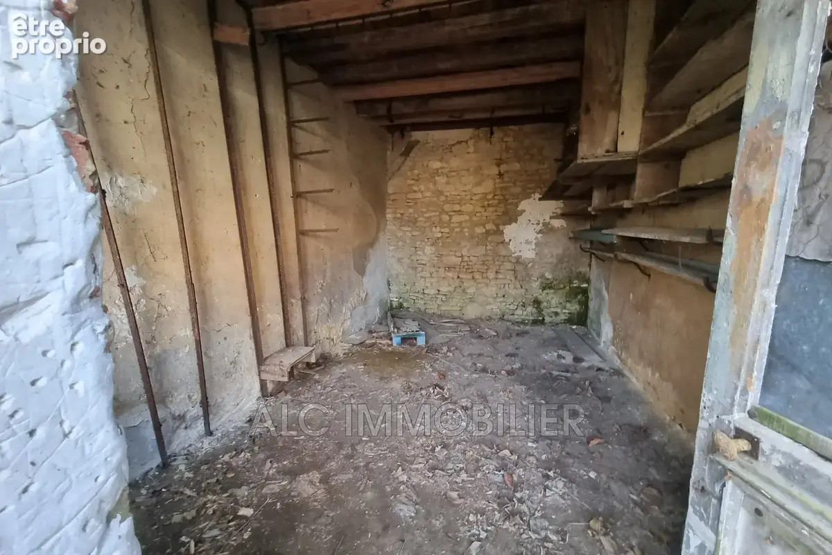Maison 6 pièces 736 m² à vendre à Courtomer (61390) - photo 5