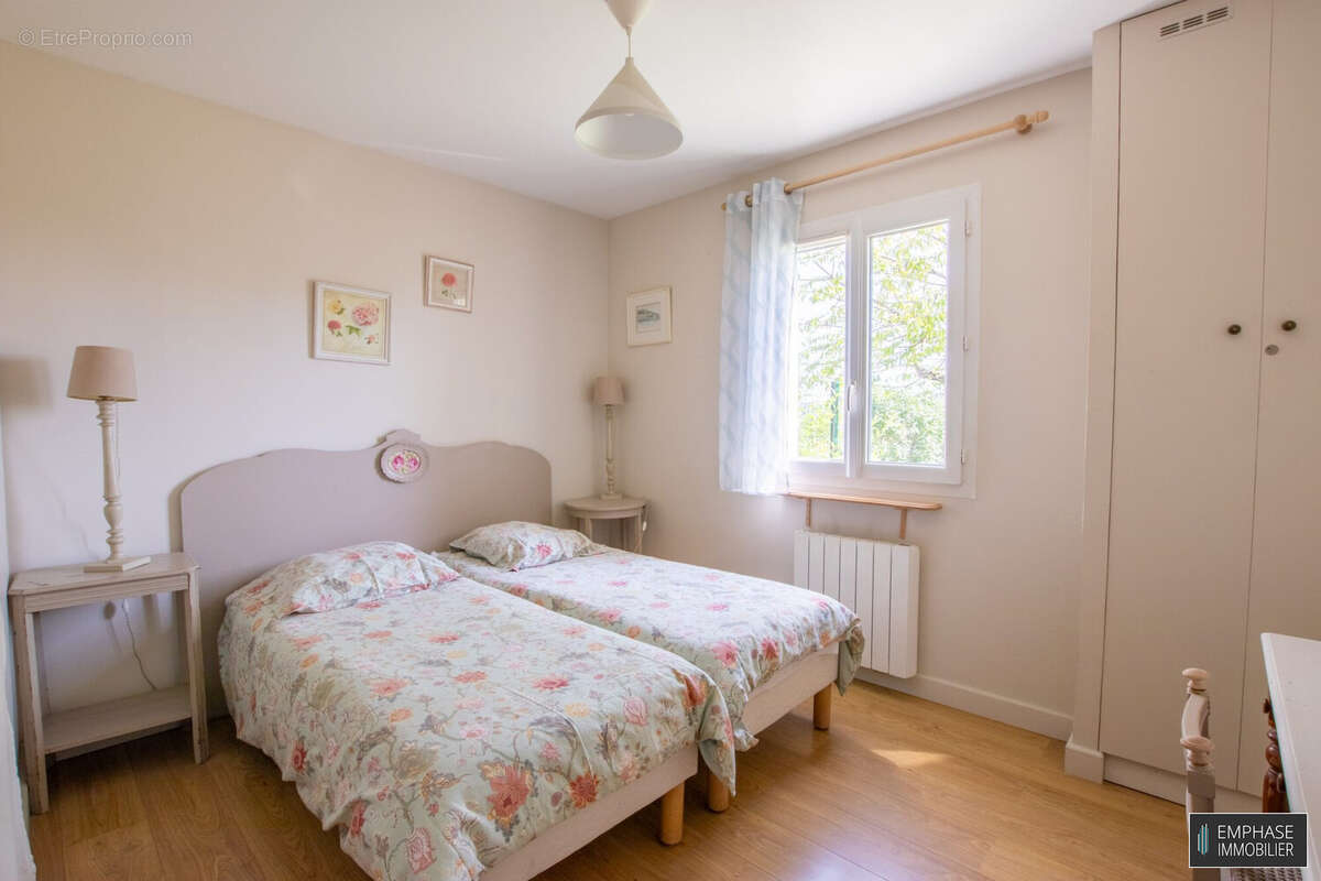 Maison 100 m² à Orgeval  - photo 6