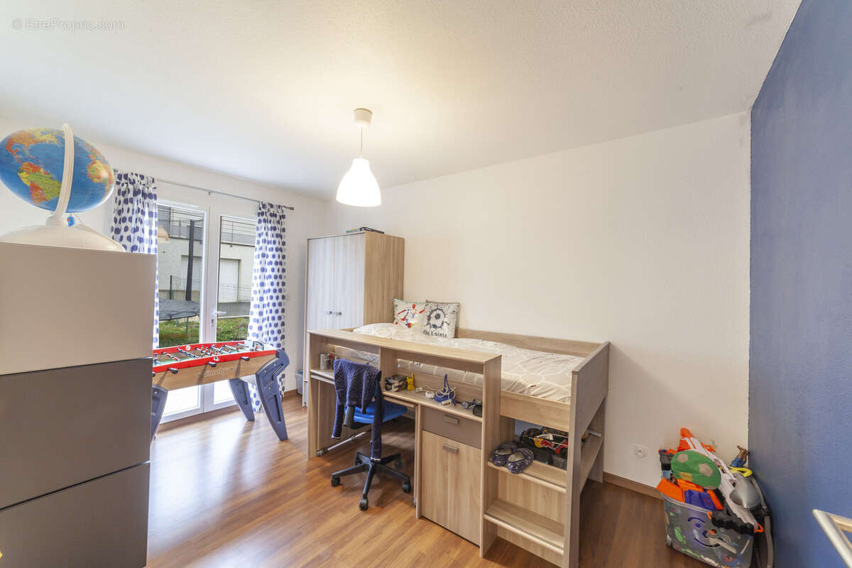 Maison à VIEUX-CHARMONT