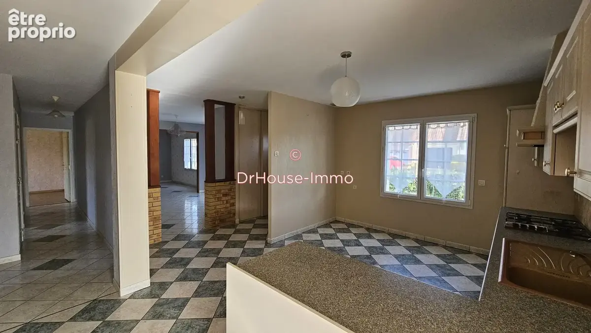 Maison 5 pièces 135 m² à vendre à Change (72560) - photo 44