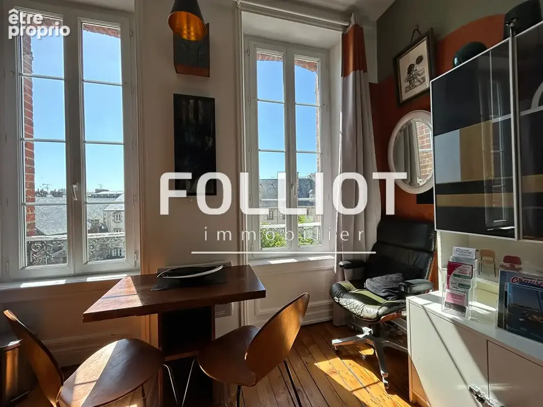 Appartement 2 pièces à vendre en centre-ville de Granville 50400 - photo 2