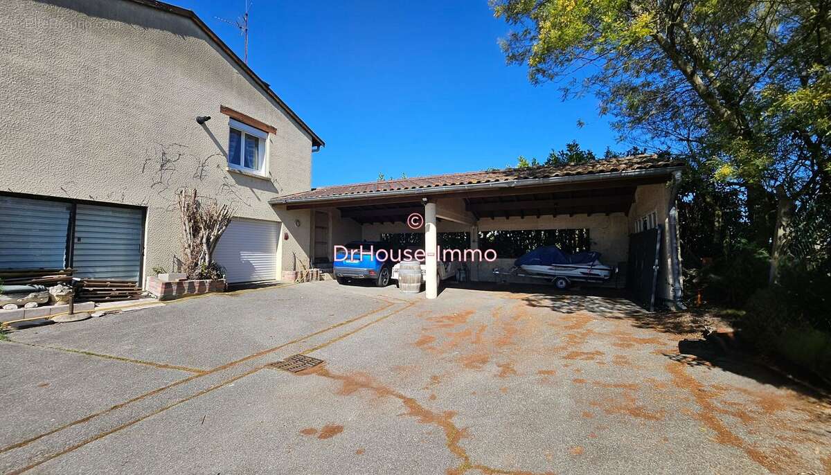 Maison à BAZUS