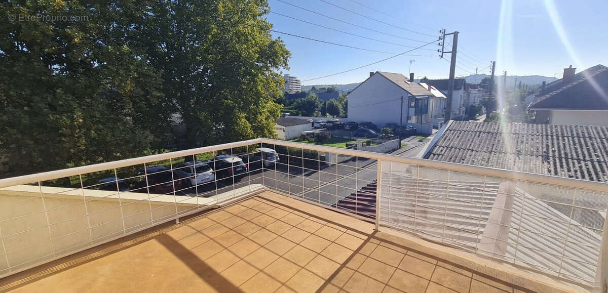 Appartement à BELLERIVE-SUR-ALLIER