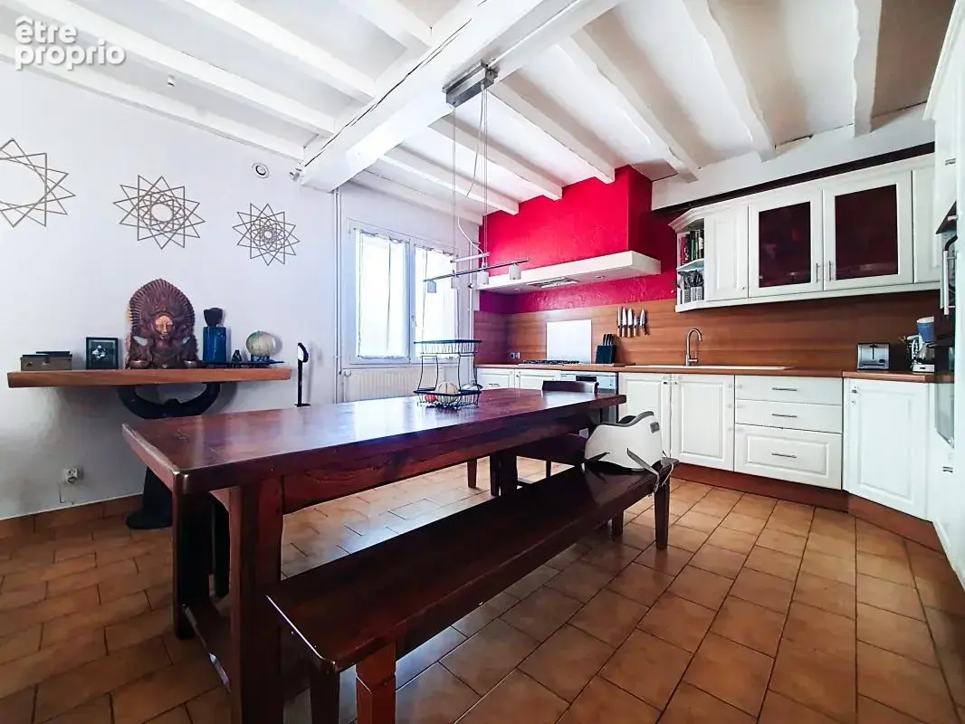 Appartement - 3 Chambres - Garage - Cour - Proche centre village - photo 6