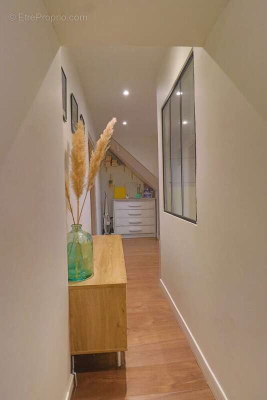 Maison à POUILLY-SUR-SAONE